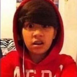 Meet your Posher, Thomas